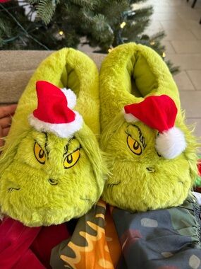 Grinch Plush Holiday Slippers with Santa Hats - Green
